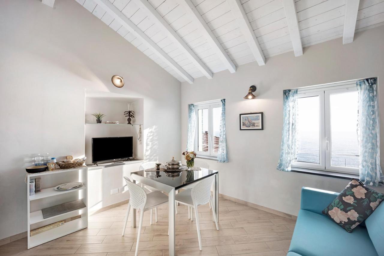 Old City Apartment Seaview บอร์ดิเกรา ภายนอก รูปภาพ